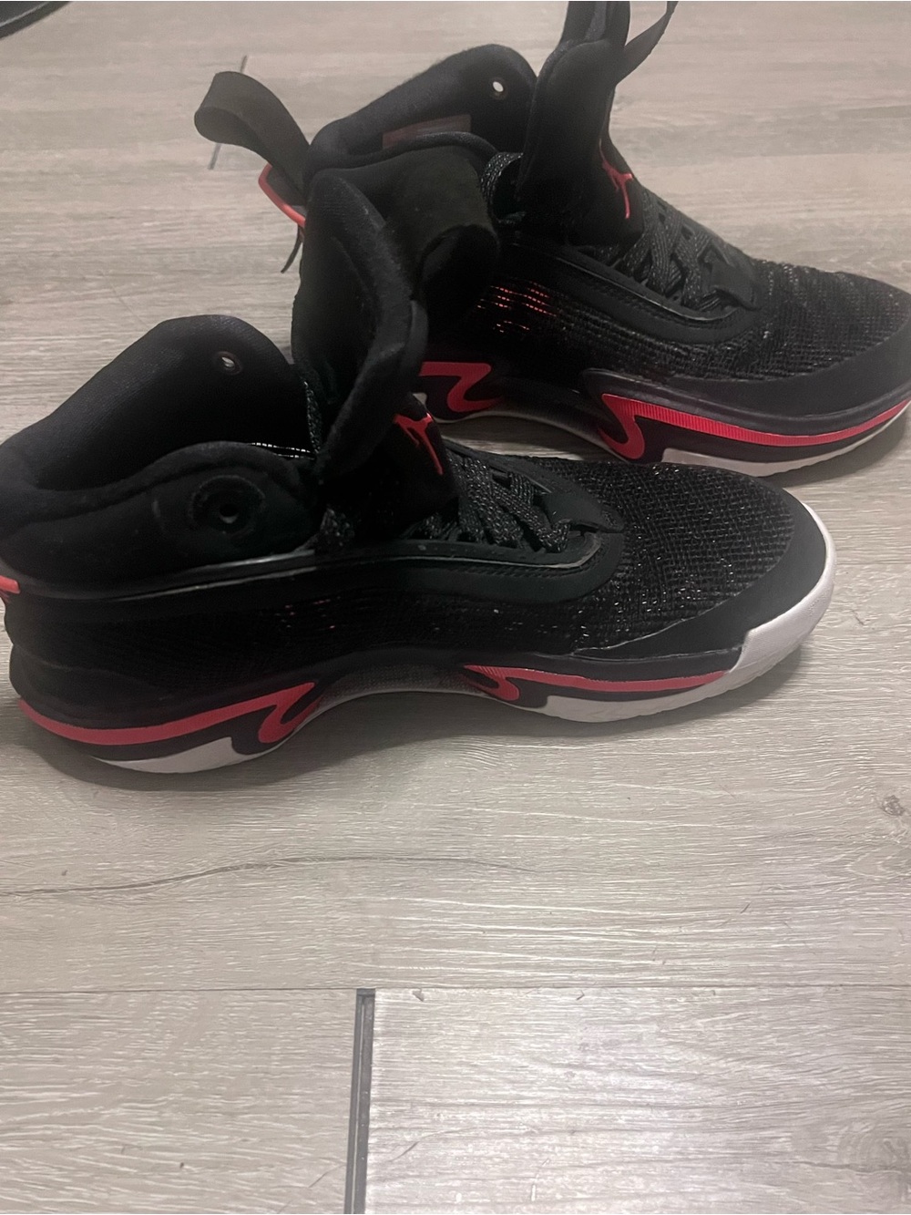 Air Jordan 36 "Infrared" XXXVI sneakers Size 5Y